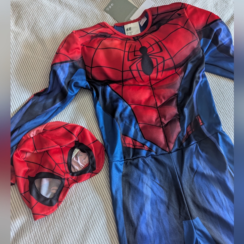 H&M -Spiderman Costume